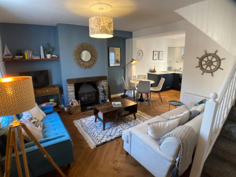 Cosy 2 Bedroom Cottage In Scarborough'S Old Town Extérieur photo