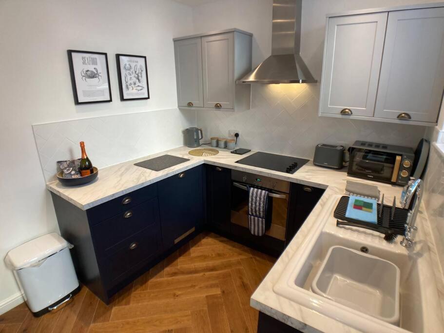 Cosy 2 Bedroom Cottage In Scarborough'S Old Town Extérieur photo
